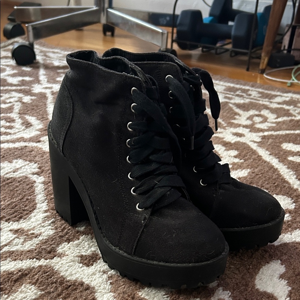 Divided Black Lace-Up Chunky Heel Boots